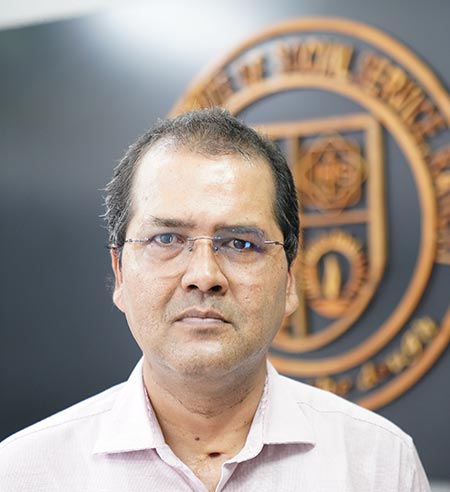 Dr Viplava Thakur